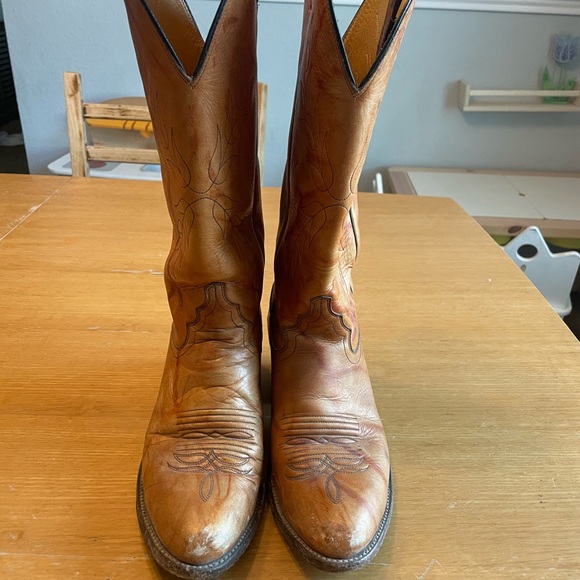 Justin Boots Western Cowboy Boots - 7.5B - Picture 2 of 7